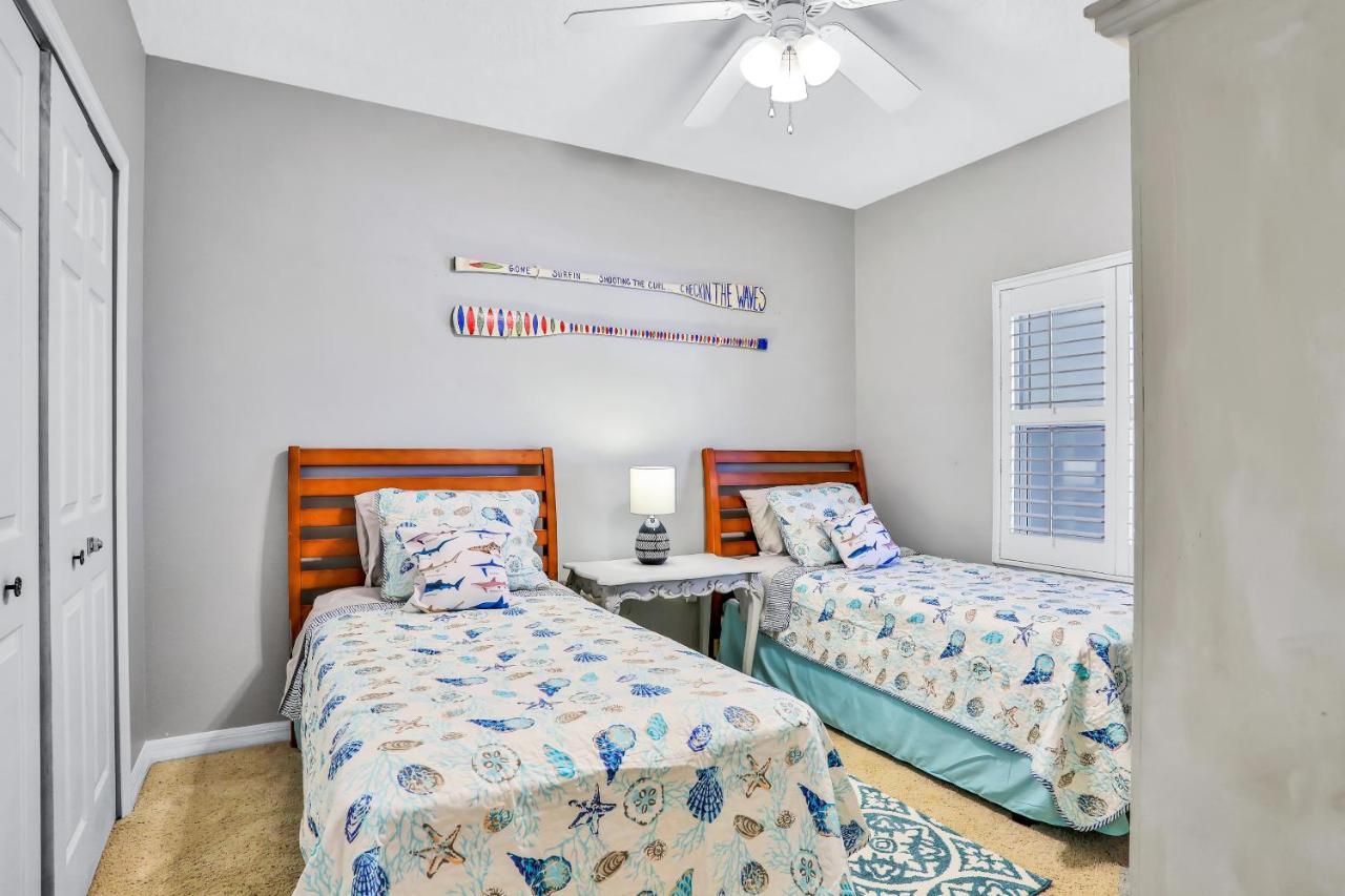Oceanwalk Condos Bethune Beach المظهر الخارجي الصورة