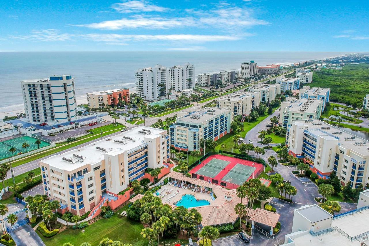 Oceanwalk Condos Bethune Beach المظهر الخارجي الصورة