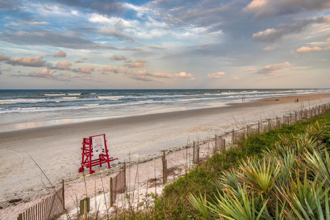 Oceanwalk Condos Bethune Beach المظهر الخارجي الصورة