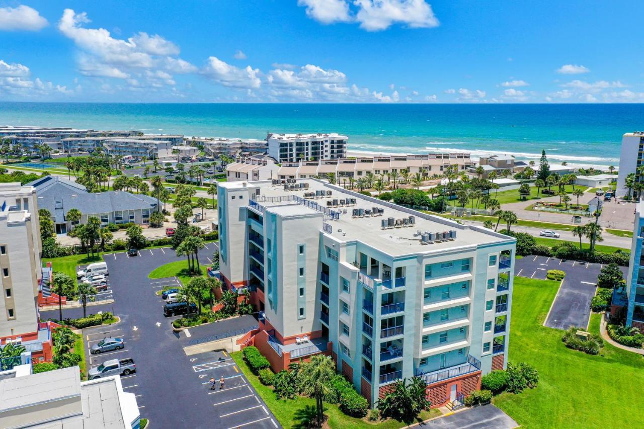 Oceanwalk Condos Bethune Beach المظهر الخارجي الصورة