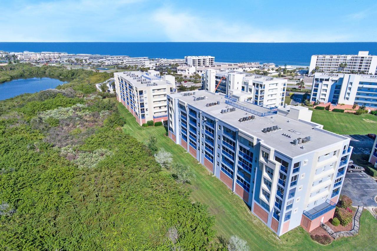Oceanwalk Condos Bethune Beach المظهر الخارجي الصورة