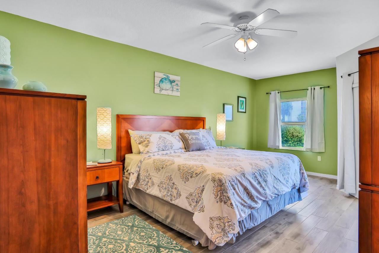 Oceanwalk Condos Bethune Beach المظهر الخارجي الصورة